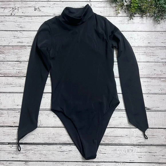 Makara Wear Luna Long Sleeve Swimsuit High Neck One Piece Black size Medium - Picture 3 of 15